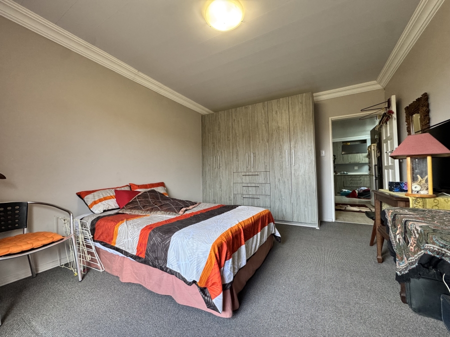 2 Bedroom Property for Sale in Flamwood North West